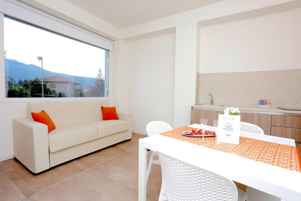 Path House - Etna & Sea View Aparthotel Riposto Ngoại thất bức ảnh