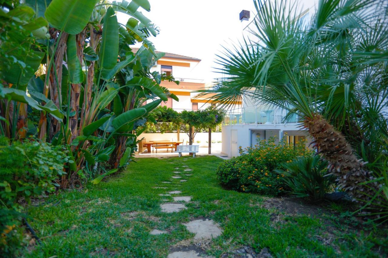 Path House - Etna & Sea View Aparthotel Riposto Ngoại thất bức ảnh