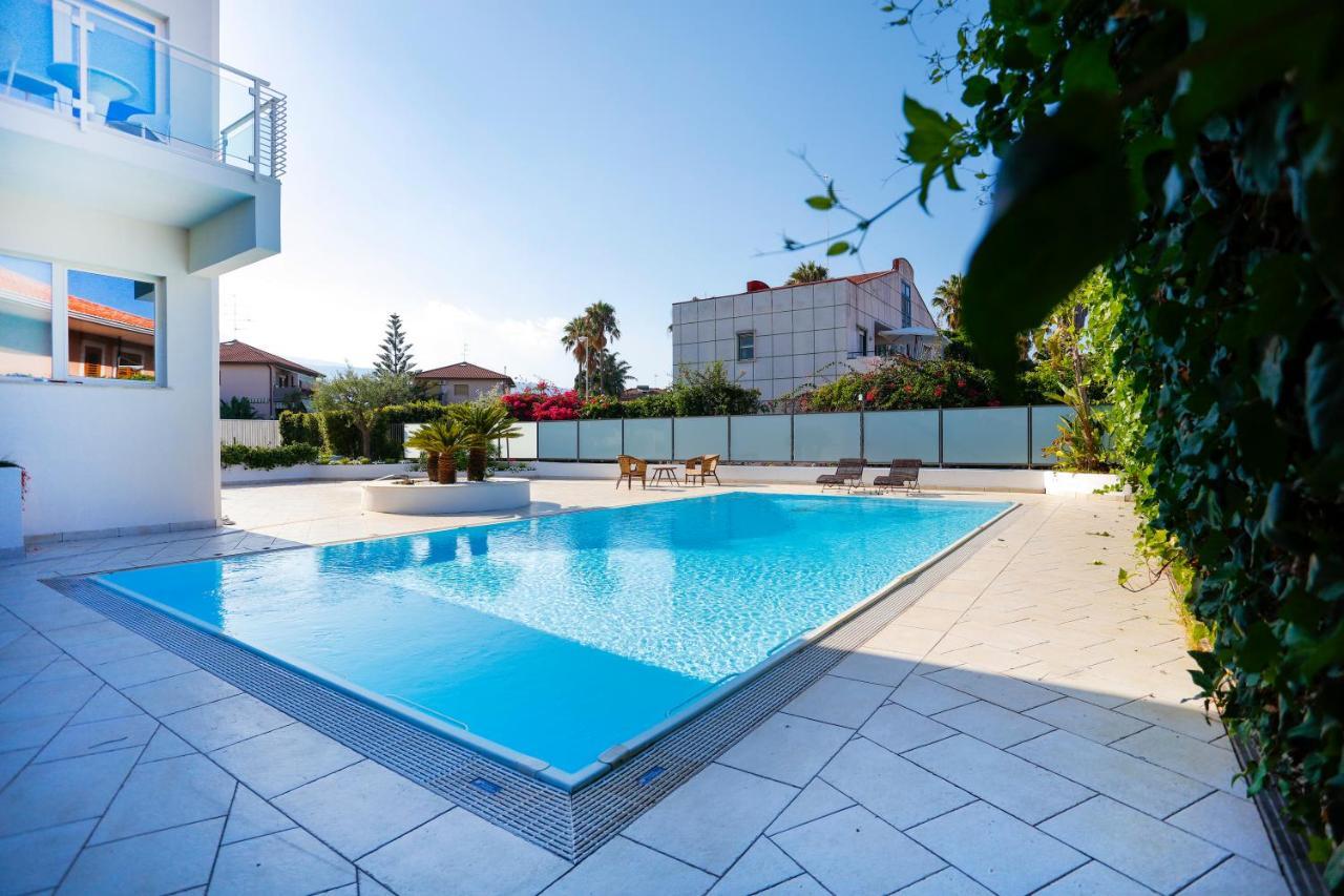 Path House - Etna & Sea View Aparthotel Riposto Ngoại thất bức ảnh